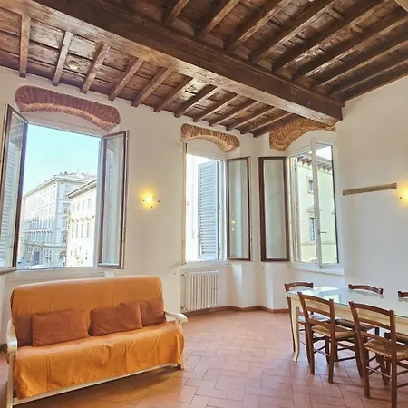 Vista Duomo, L'esperienza Di Dormire Nella Storia 아파트