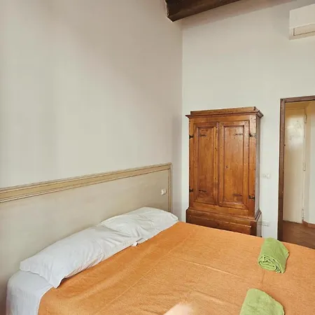 Vista Duomo, L'esperienza Di Dormire Nella Storia