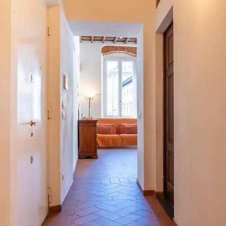 Vista Duomo, L'esperienza Di Dormire Nella Storia Διαμέρισμα