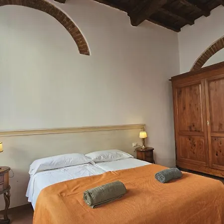 Vista Duomo, L'esperienza Di Dormire Nella Storia *